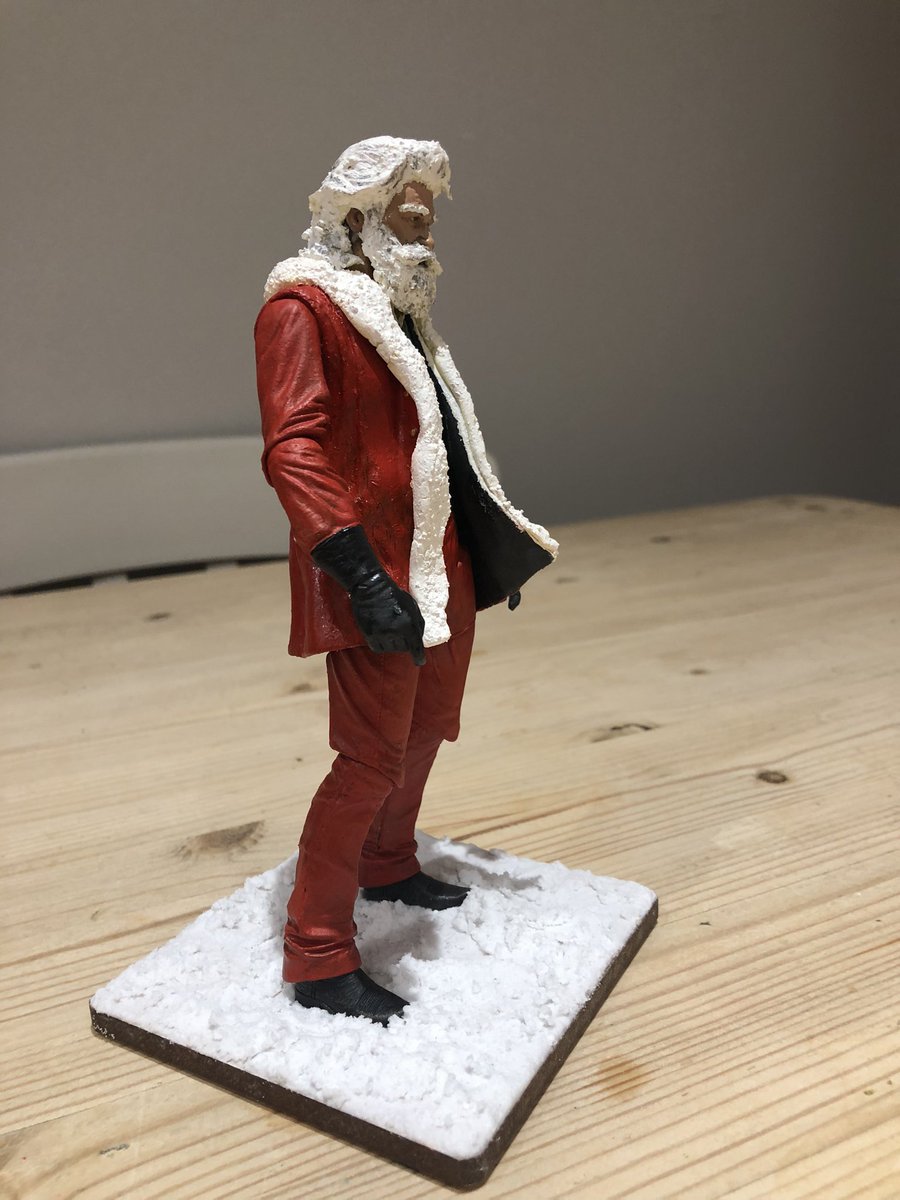 LCazin's tweet photo. @RealKurtRussell finished you! Could I get a retweet? Or even a Ho Ho Ho? 😉❤️👍🏼 https://t.co/2tqifM778z