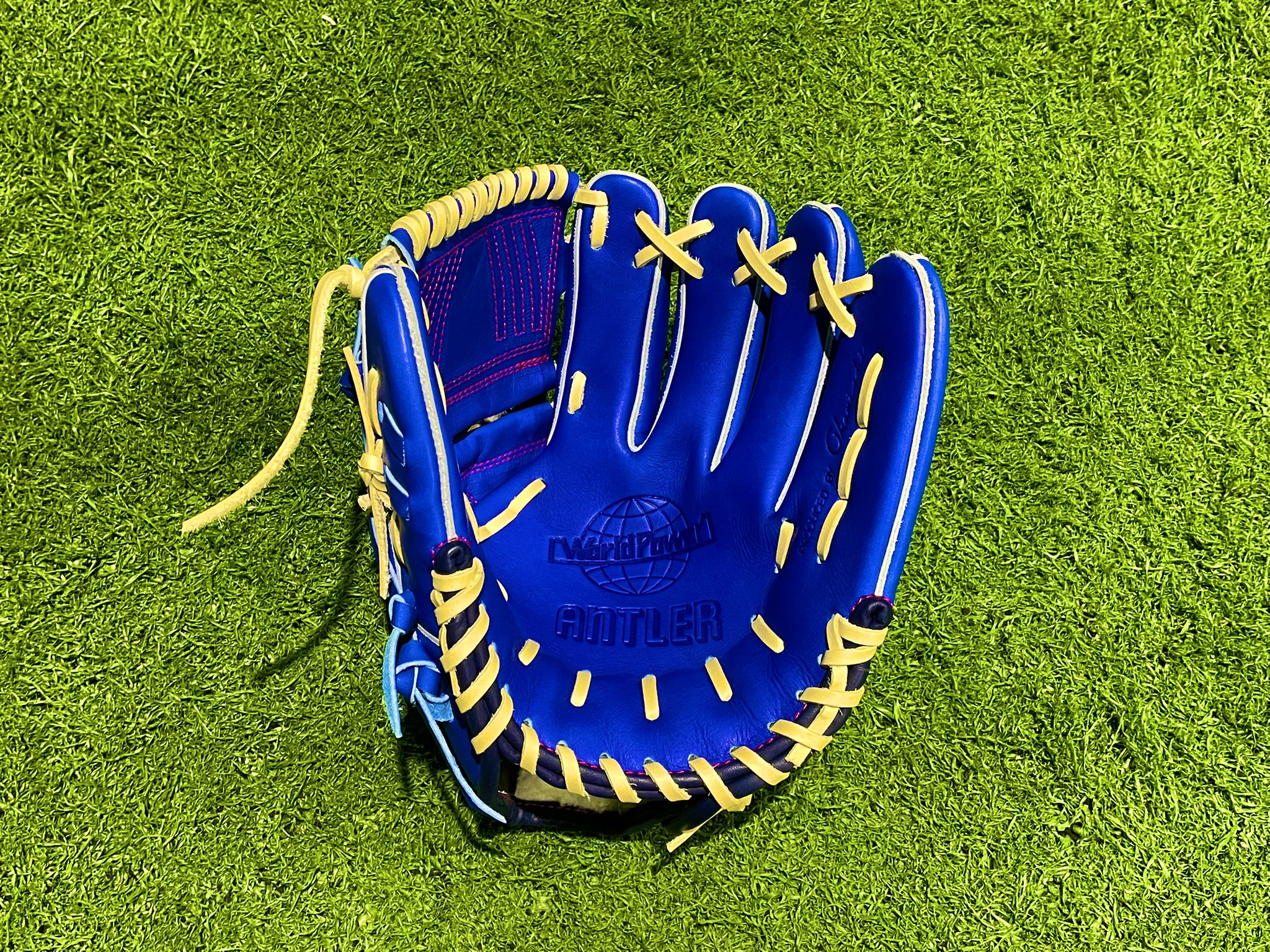 【即納&大特価】 新喜製作所 ANTLER 硬式内野手用グラブ アントラー 新品未使用 グローブ