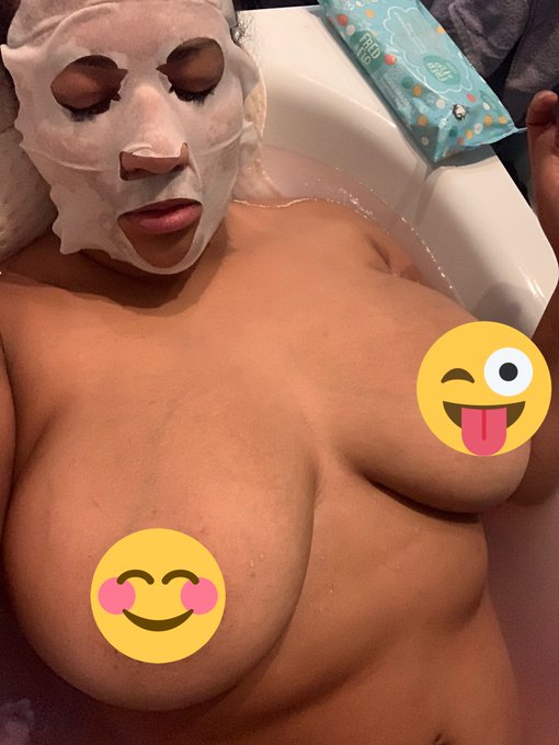 #SelfCareSunday (on a Monday ) https://t.co/pGuFwV3jNf<a href="/tag/selfcaresunday"class="tags">#SelfCareSunday</a>