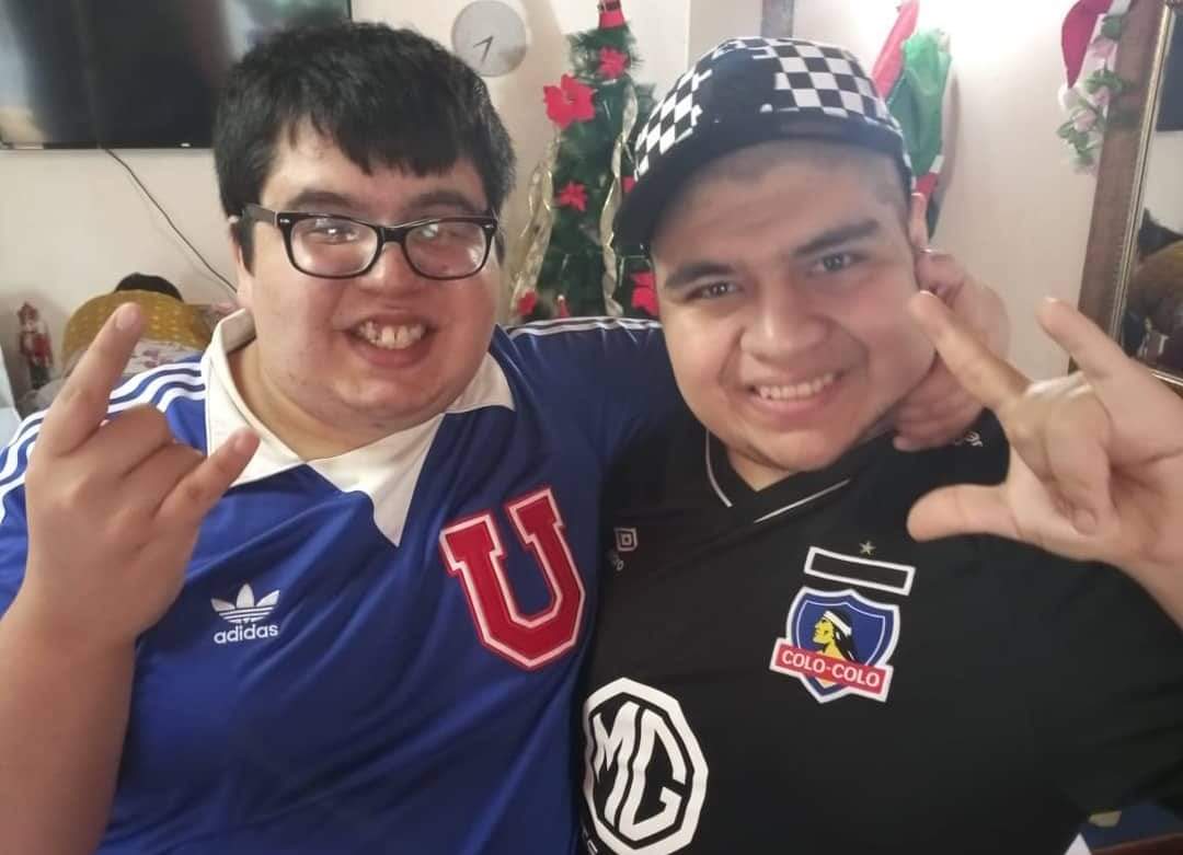 <a href="/Loretitolinda/">🖤🍉🇵🇸Loretito La Hobbit 🍉🇵🇸🖤</a> <a href="/gabrielboric/">Gabriel Boric Font</a> Ellos son los autores de esta carta, Matías el de azul, <a href="/JanitoPeni/">JanitoPeñi</a> el de negro, jóvenes adultos con AUTISMO Mati de alto funcionamiento janito no verbal! Ellos hoy la voz de sus compañeros dentro del espectro autista.

#leydeautismo