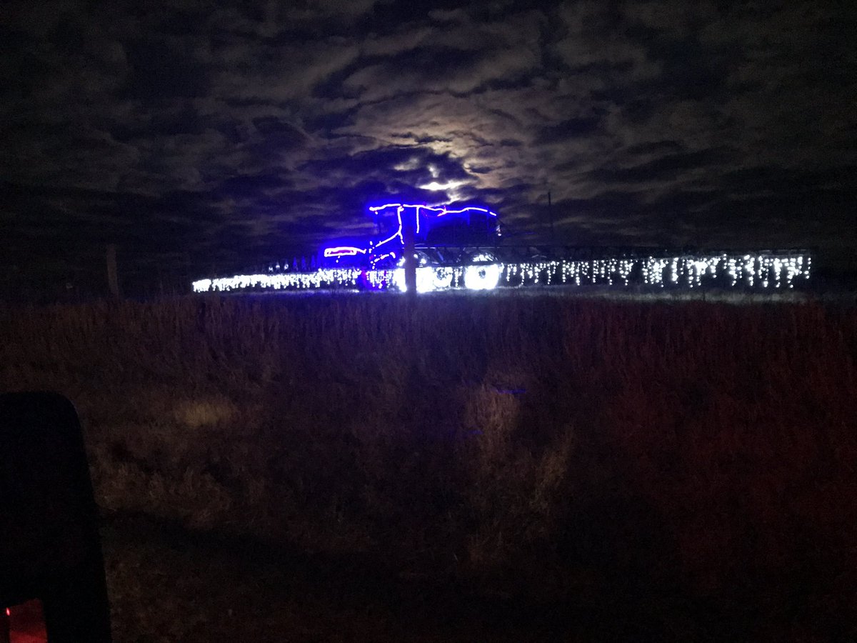 nfaus's tweet photo. Christmas lights done up right! #sp310f @NewHollandAG https://t.co/gOc23EaQ7l