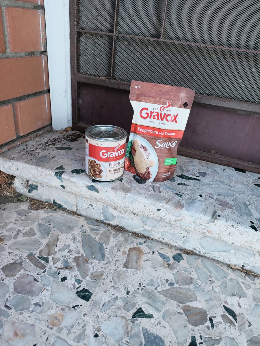 ajaxcoriolis's tweet photo. Put out your gravy. #putoutyourgravy #gravyday #gravy #PaulKelly #makinggravy https://t.co/8zxiZFshFn