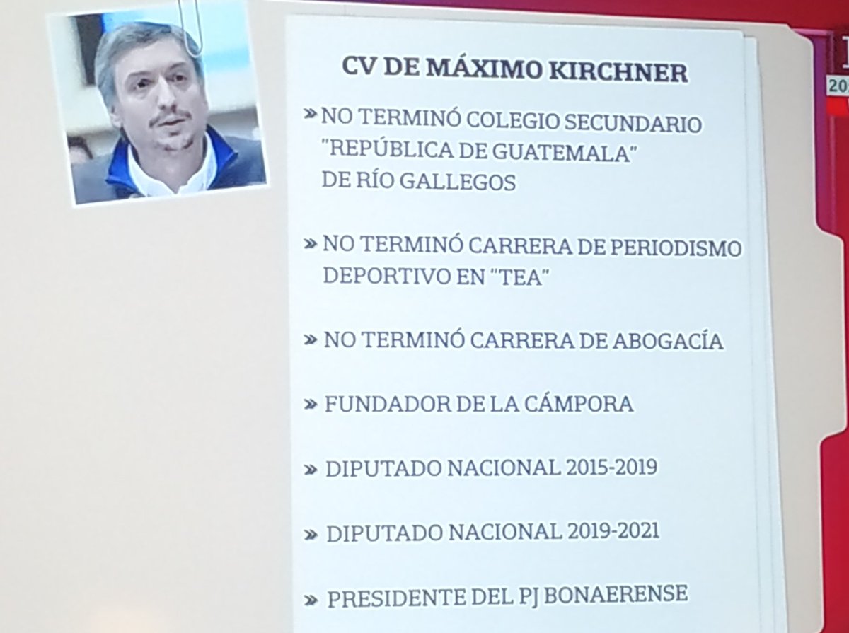 LaEntrerriana10's tweet photo. Aquí el currículum del príncipe heredero portador de apellido.🤬🤬🤬🤬 https://t.co/1Mu3AYxxXG