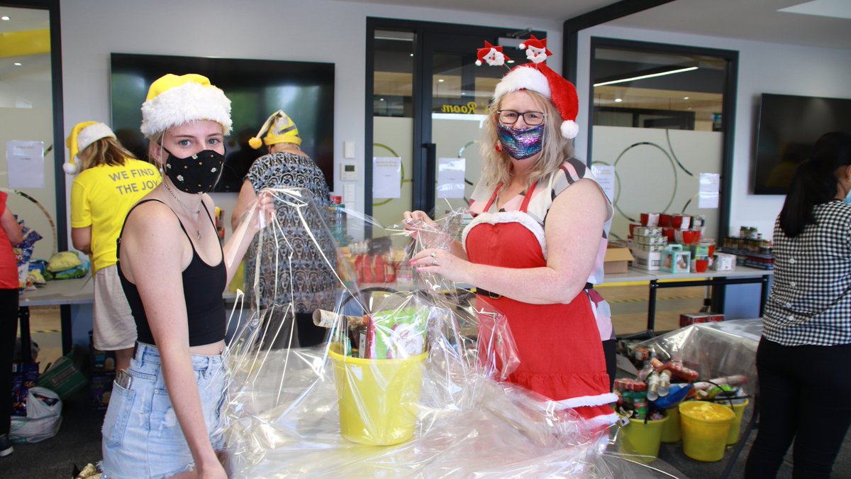 McConachieSted's tweet photo. 🎄Our team had a fantastic time yesterday helping to pack 370 yellow buckets of joy with the team at YellowBridge QLD. Thank you to everyone who popped into the office to donate Christmas gourmet treats towards this year's #YellowBucket Appeal.🙂 https://t.co/MZTyfOPQ9V