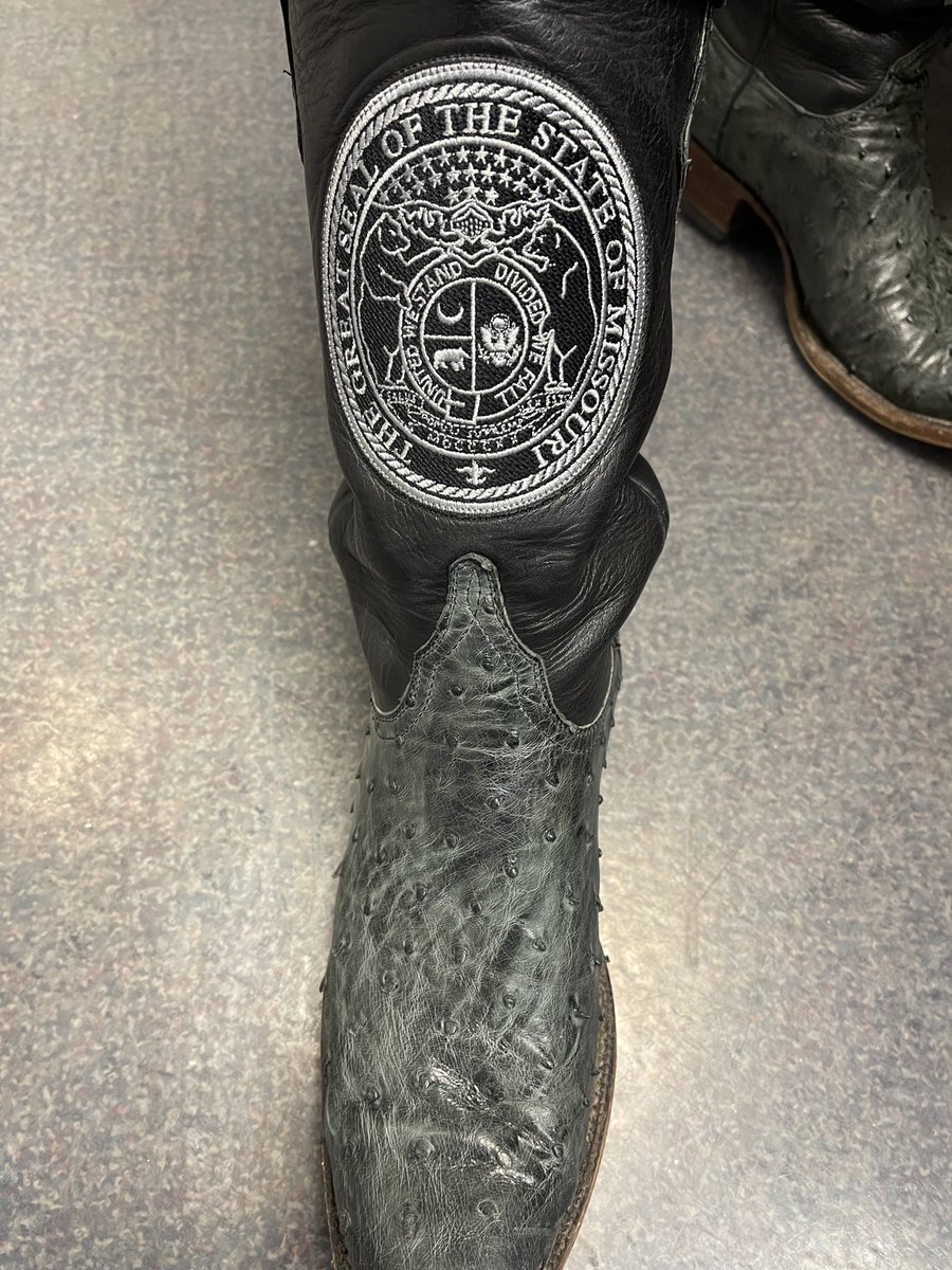 Former Senator tweet media