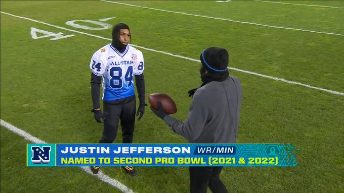WATCH: Randy Moss, Justin Jefferson and broadcast team do the Griddy at  Soldier Field