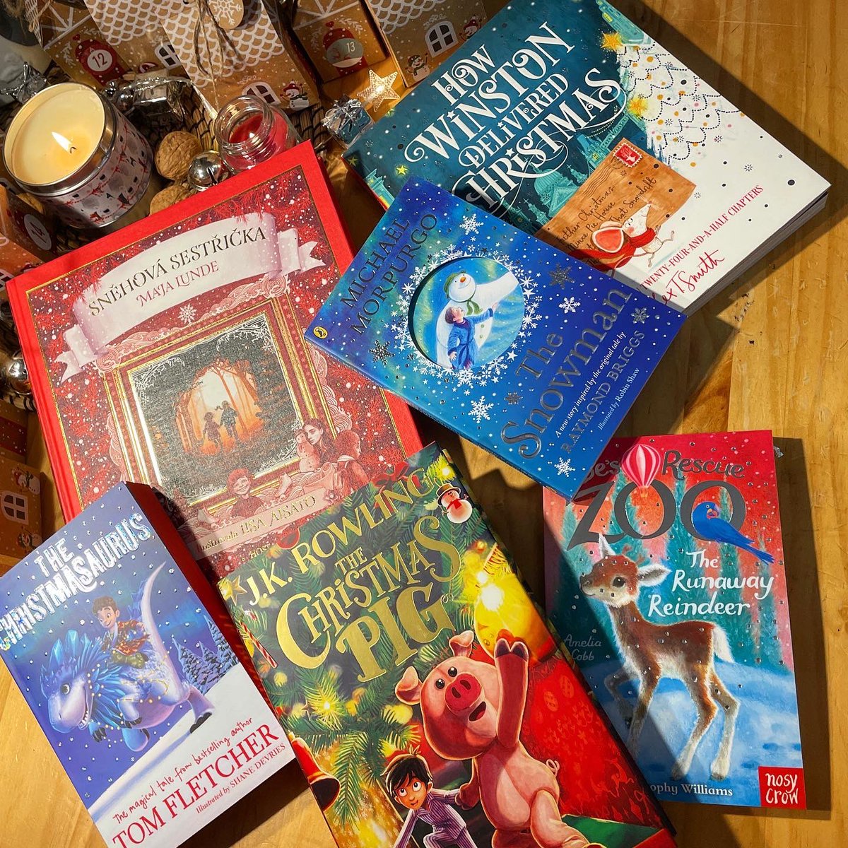 zichisek's tweet image. Celý advent je boží ❤️ Denně společně čteme českou i anglickou vánoční knížku, koukáme na pohádku v češtině, od pátku co jsou prázdniny hrajeme deskovky, tvoříme, zpíváme a užíváme si. #miluju  #timewithfamily