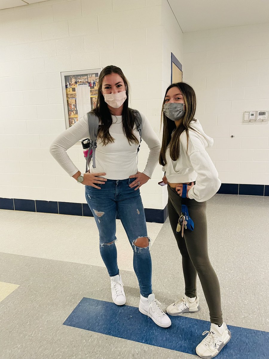 CoachWolfer's tweet photo. Students dressed as teachers, and teachers dressed like students today…next up character day! #spiritweekday4 @PlattLive https://t.co/SQ2VdW96hc