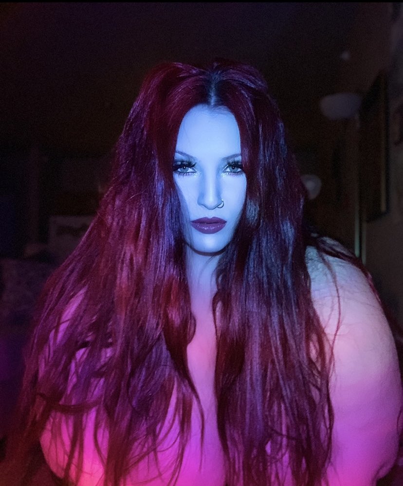 ShaleiPitman's tweet photo. Lights make me happy 🤤 #Creator #bbwbelly #redhead #daddysgirl #onlyfans #models #of #AdultWork https://t.co/RILIKKUKGp