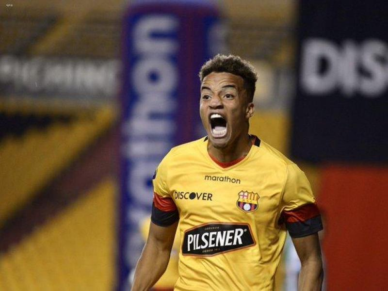 ChequeGasca17's tweet photo. El #León ha presentado una oferta formal por el ecuatoriano Byron Castillo, perteneciente el Barcelona de Guayaquil.

Es lateral derecho, seleccionado, de 23 años de edad.

Todo marcha bien. https://t.co/Q6oaCz8ygt