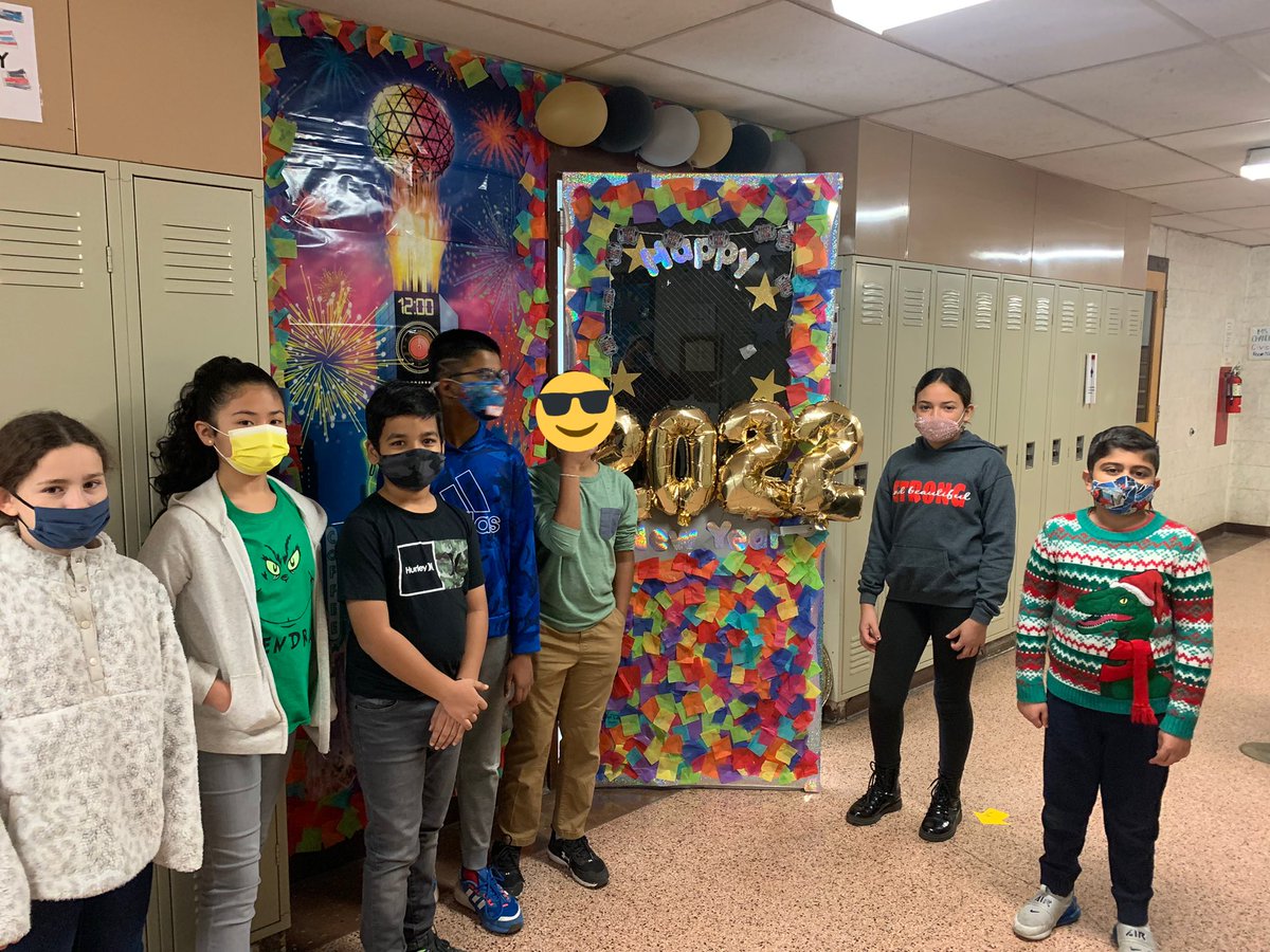AzarGNT's tweet photo. G&amp;T students from schools 23, 4/5 and 9 loved cruising the @avenelmiddle halls checking out the incredibly festive doors! They are getting excited for middle school.  @dsagost @bmccormick29 @WTSD_GT  @WoodbineRockets  @prpanthers9 #aveneltigers https://t.co/jkVEW0YsDe