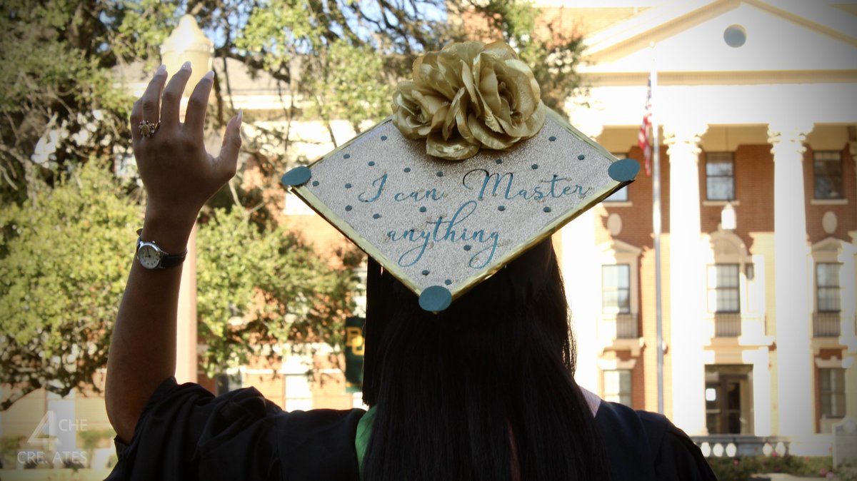 4cheCreates's tweet image. She mastered it!🤩🎓🎊