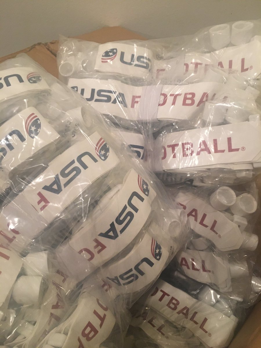 CvilleYouthFB's tweet photo. It is beginning to look a lot like Spring 7 on 7 Flag Football….everywhere you go!! Stay tuned! More information on registration, coach callout, rules and team draft information coming soon. 
#springflagfootball #USAFootball #footballdevelopmentmodel #7on7football @USAFootball https://t.co/C7Q3gRca6r