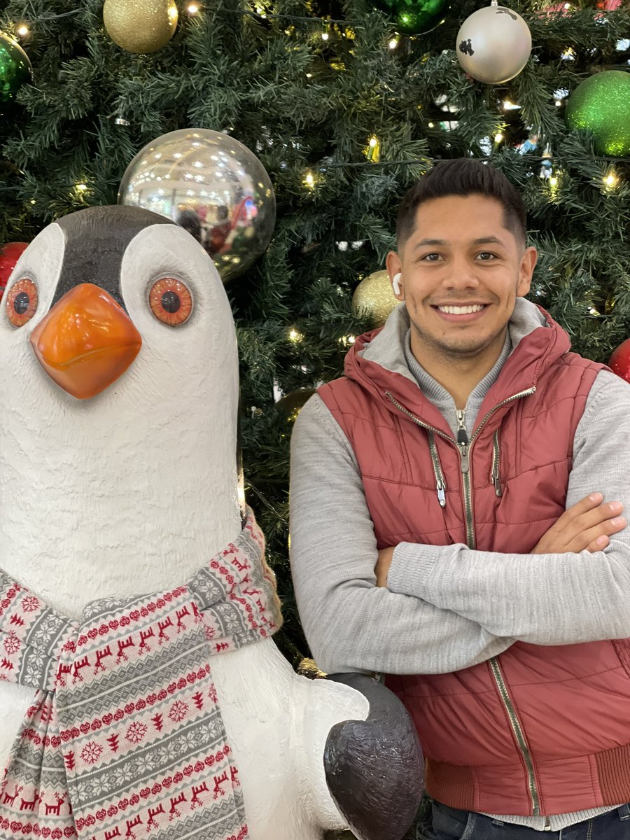 johns_fitt's tweet photo. #FelizNavidad2021 🎄🐧 https://t.co/aFrMkI9V1A