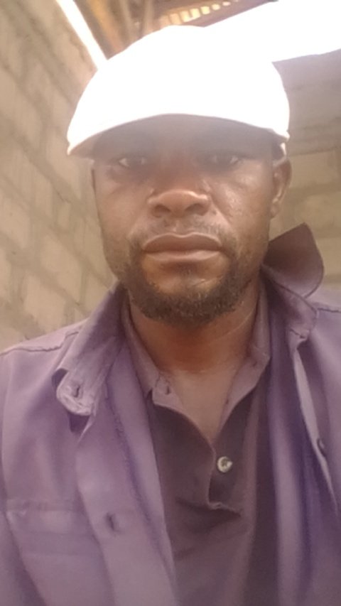 IssaSel84116492's tweet photo. @officielsalome Tunashikulu muumba kwakila jambo https://t.co/kV7JWNpRfh