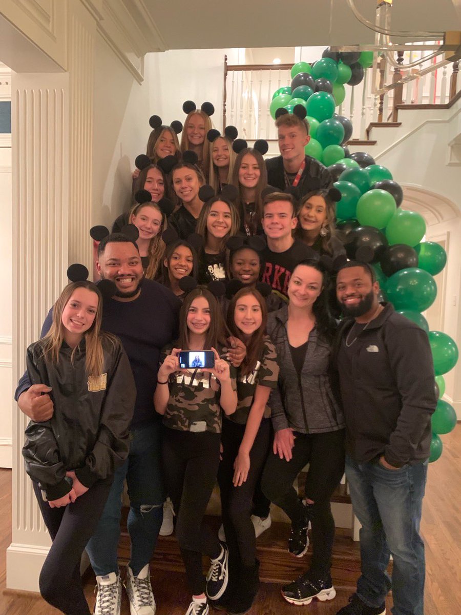 <a href="/CASwagcats/">CASwagcats</a> are your level 4 GRAND CHAMPS and are taking on orlando in 2022!! #summitbound