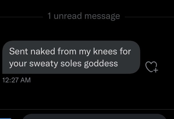 obeydiosa's tweet photo. My sweaty soles own it all 💅🏽 Findom https://t.co/i7UePpImsM