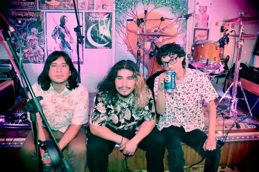 hiddentreeca's tweet photo. NEW LIVE SESSION.
Los Ratones Atomicos.
The new kids on the block.
Go watch their live session.
Link in bio!
PC: @jedijenn17 https://t.co/1z5BdhBtVo