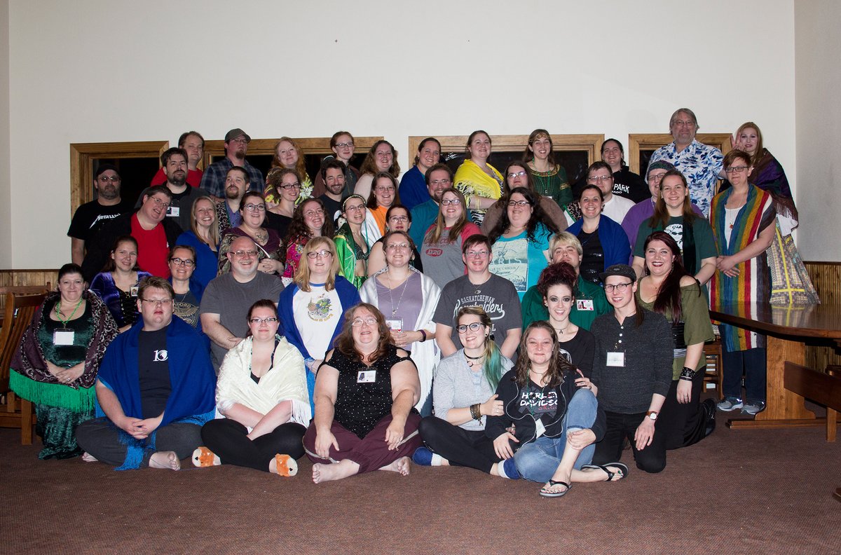 Faeril's tweet photo. @TheWheelOfTime @danielhenney @tigermadden @Marcus_Rudda @TarValon is my #WoTFamily especially my Greens! I have too many pictures I could share, but here is a group pic as well as a Green Ajah group pic from one of our events. 💚 https://t.co/I8vvbcfisp