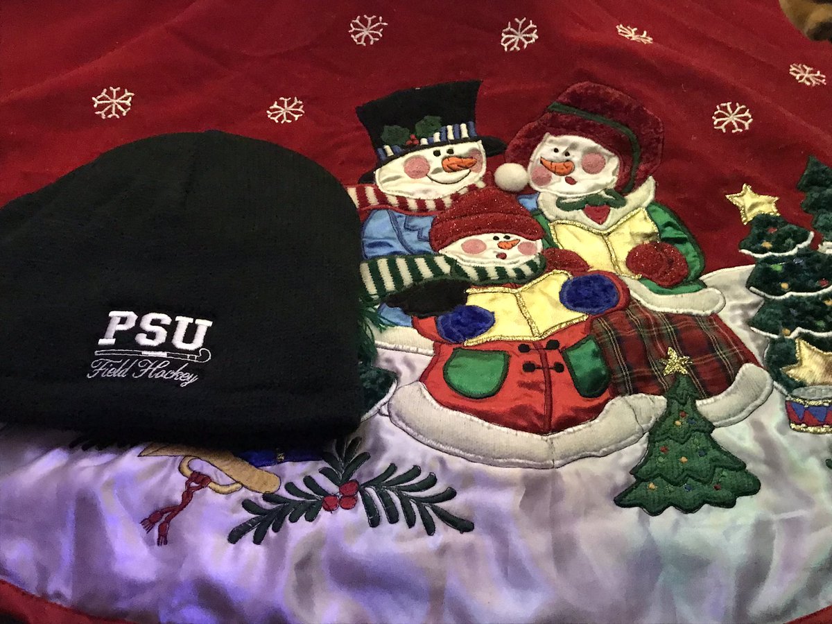 Thank You <a href="/PlymouthStateFH/">PSUFieldHockey</a> for the lovely card, hat and ornament. Displaying with Panther Pride. 💚🏑