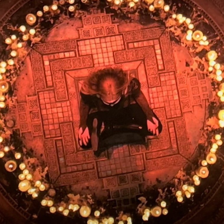 olsenfiless's tweet photo. no thoughts just scarlet witch https://t.co/Fit73n0g3N