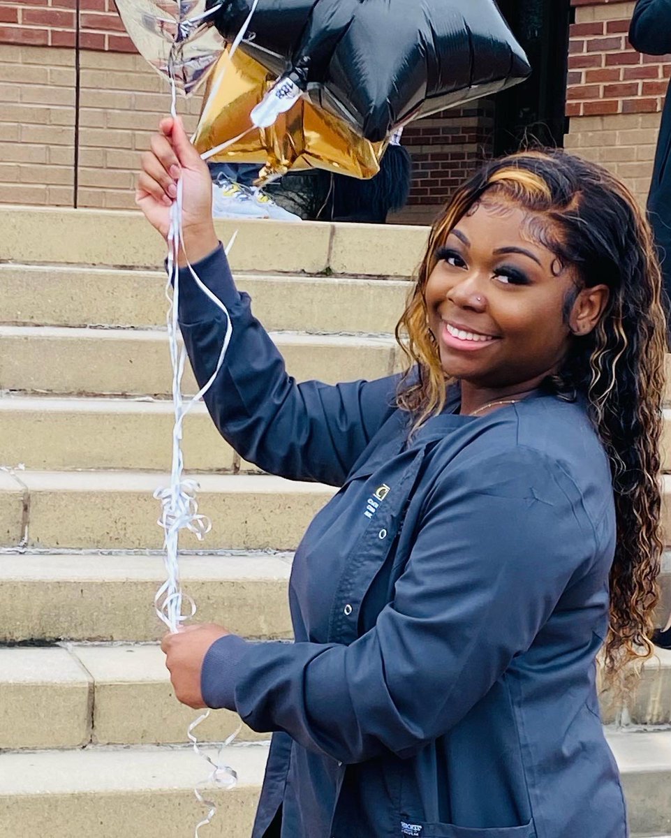 prettycoca_doll's tweet photo. Nursing school Graduate 👩🏾‍🎓 eaRNedNotgiven . Class of 2021 🎓🖤 https://t.co/XpGnt0rIPL