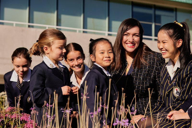 Congratulations to PESA Chair and Ravenswood Principal Anne Johnstone, who has been awarded the 2022 Phyllis Evans Medal by the Teachers' Guild of NSW. The prize is awarded each year to recognise a distinguished educator of great standing. Well done Anne - very well deserved!