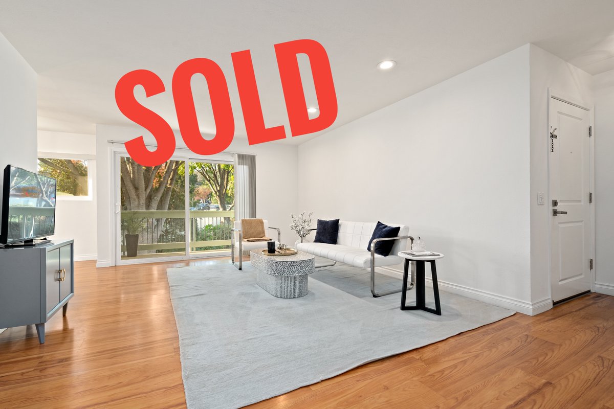 EstatesByShawn's tweet photo. JUST SOLD! Congratulations to everyone involved in this transaction! Proud to say this home sold over list price at a record price in the community with only 4 days on the market.

#closed #justsold #coldwellbanker #realestateagent  #estatesbyshawn #realtor #calabasas https://t.co/T4EUw1TK16