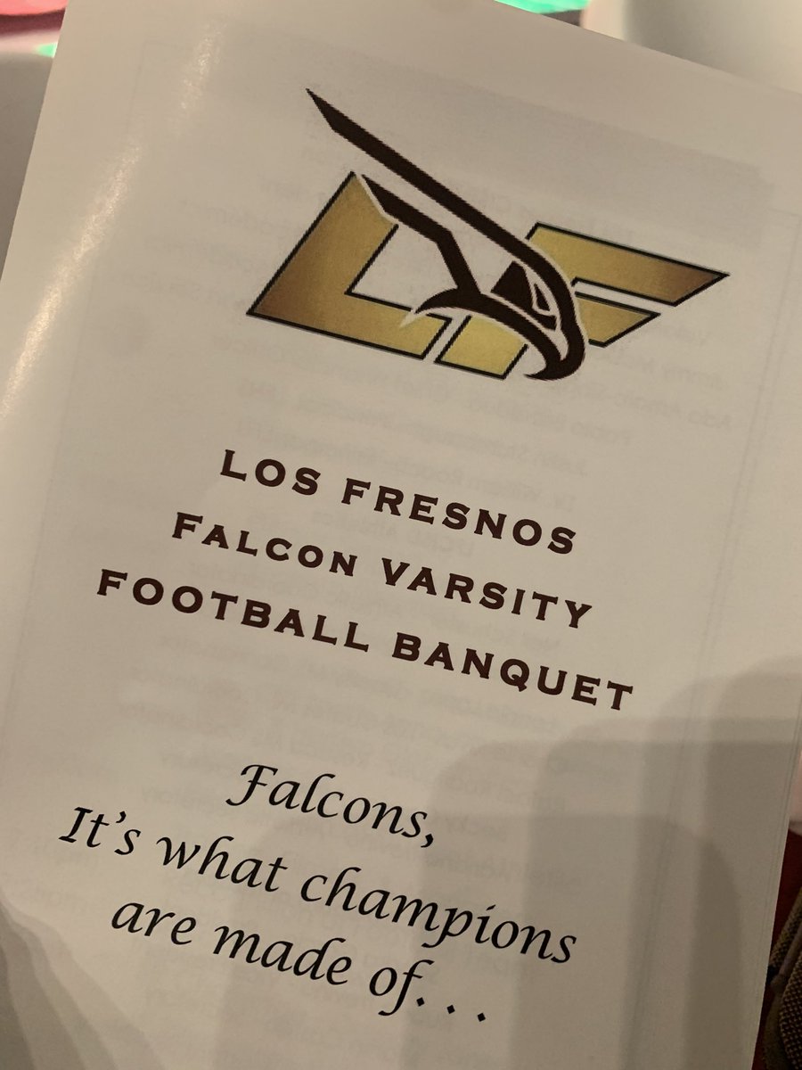 alexdelbarrio's tweet photo. Had a blast hanging out with @LosFresnosFB speaking at their Varsity Football Banquet. Congratulations to all the Falcons on a great season. #rgvfootball #txhsfb https://t.co/sAZoHs6w71