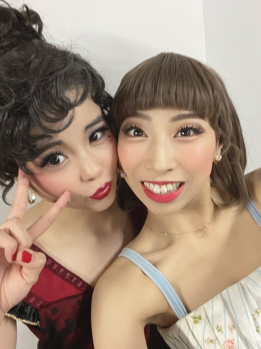 riiino23's tweet photo. 大尊敬で大好きなめいめい❤️🤍
筋トレ部またやろうね💪🏻

#grease
#グリース https://t.co/XUBA52jVj3