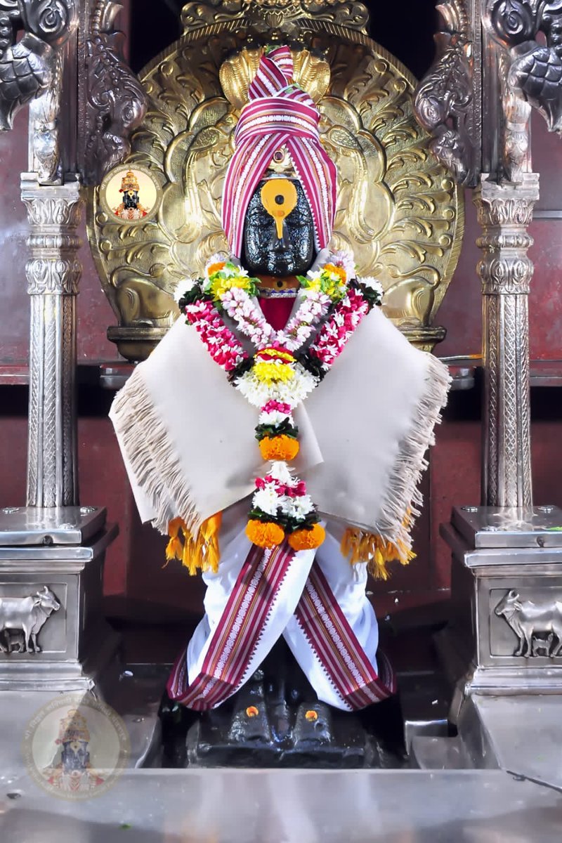 PandharpurVR's tweet photo. 🚩🚩🚩🚩🚩🚩🚩🚩🚩🚩🚩
*श्री विठ्ठल व रुक्मिणीमाता दर्शन*
      मंगळवार दि- २१ डिसेंबर २०२१
           *🌸नित्य पुजा🌸*
        *🌹काकडा आरती🌹*
         *🙏🏻राम कृष्ण हरी.🙏🏻*
🚩🚩🚩🚩🚩🚩🚩🚩🚩🚩🚩 https://t.co/EltlgD5rHz