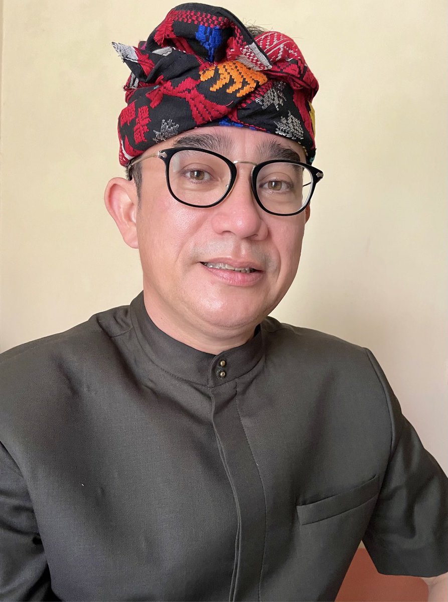 ardhana91's tweet photo. 21/12/21 Tanggal Cantik, Semoga semua kebaikan datang dari segala arah.
#agungadhiardhana #dprdbali #pdiperjuanganbali #komisi3dprdbali https://t.co/9jrptpGdxM