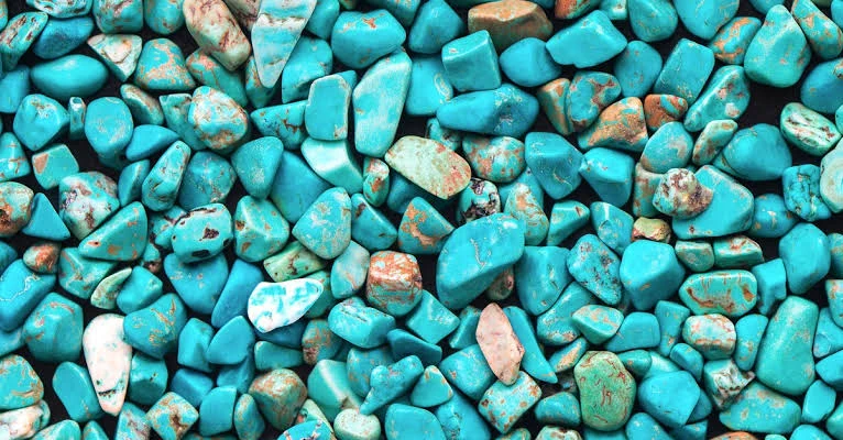 っぁぁぁぁぁあああ！！！！！！トルコ石嫌いじゃないけど透き通った石羨ましくて堪らなかったからめちゃくちゃ嬉しいぞタンザナイトぉぉぉぉぉぉぉぉ！！！！！！！！！！！！！！！！！！！！！！！！！！！！！！  