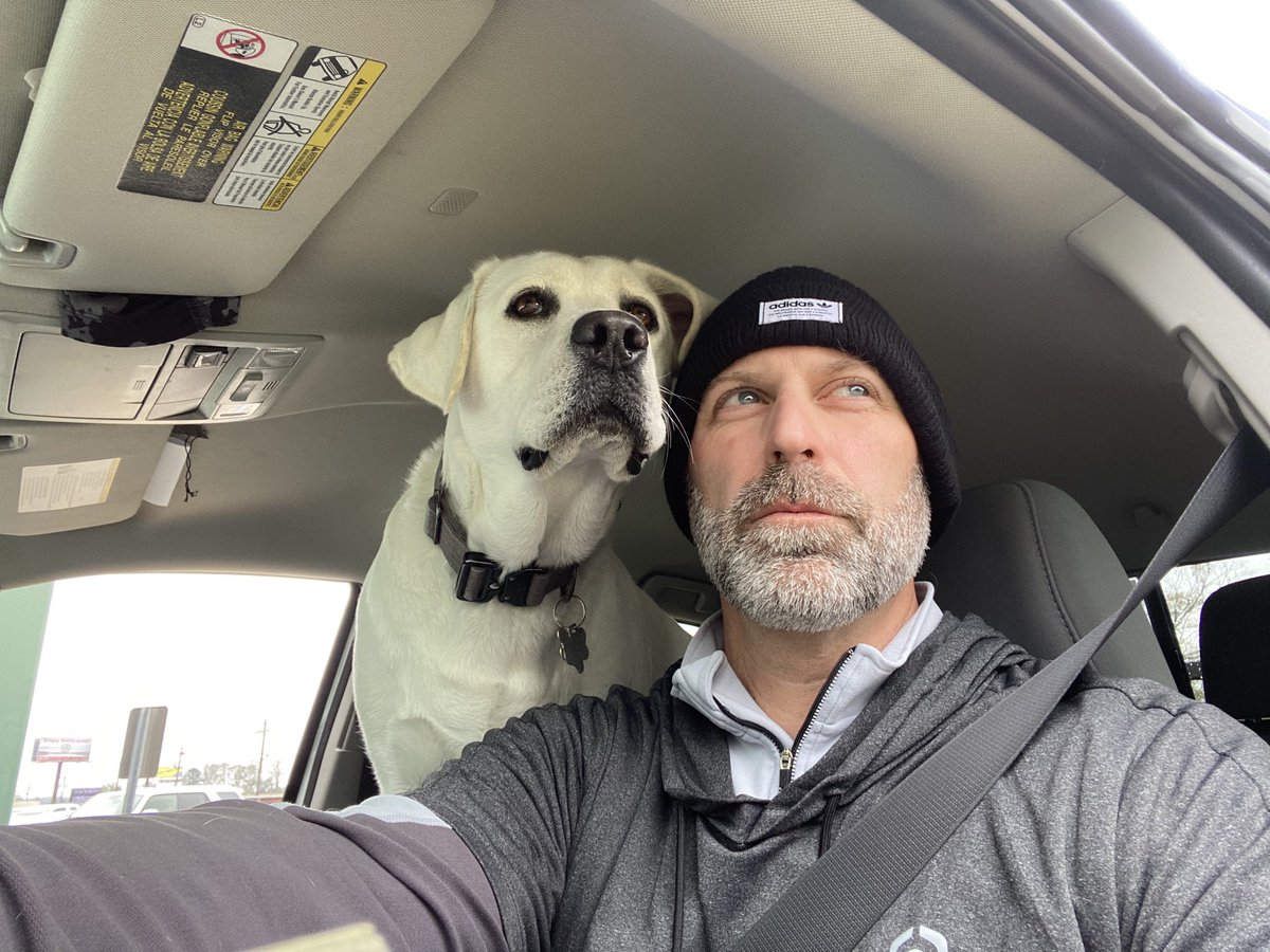Luna didn’t quite understand a drive thru NOT giving treats/food.    “The bank doesn’t give us food Luna”🙁