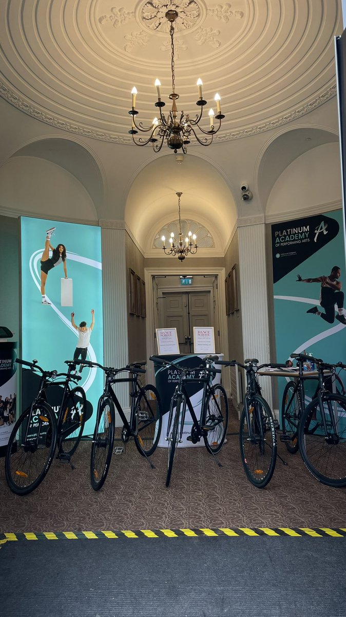 LondonCyclingC3's tweet photo. We donated 5 new bicycles to Platinum Performing Arts school in Enfield. We promote a healthy and active lifestyle through cycling to support young people to have access to a green and healthy mode of transport.
@London_Cycling
@BikeIsBestHQ
sponsored by #bikester https://t.co/mKF8ukJsmd