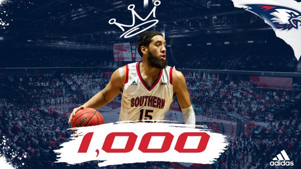 USI_Basketball's tweet photo. Congrats to Senior guard @cheese4_3 on 1000 points! https://t.co/ZdW4fsw5av