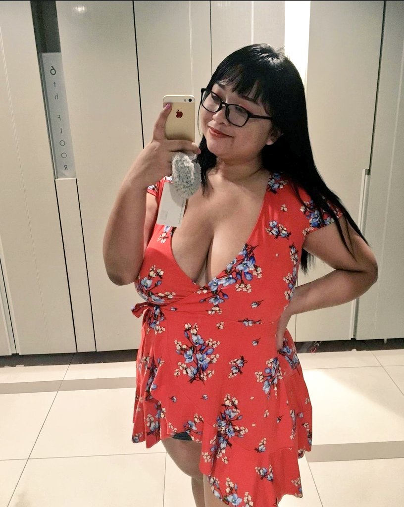 qqdew38's tweet photo. Good morning :)
#bbw #chubbygirl #BigBeautifulWomen https://t.co/M5EYF90bjU