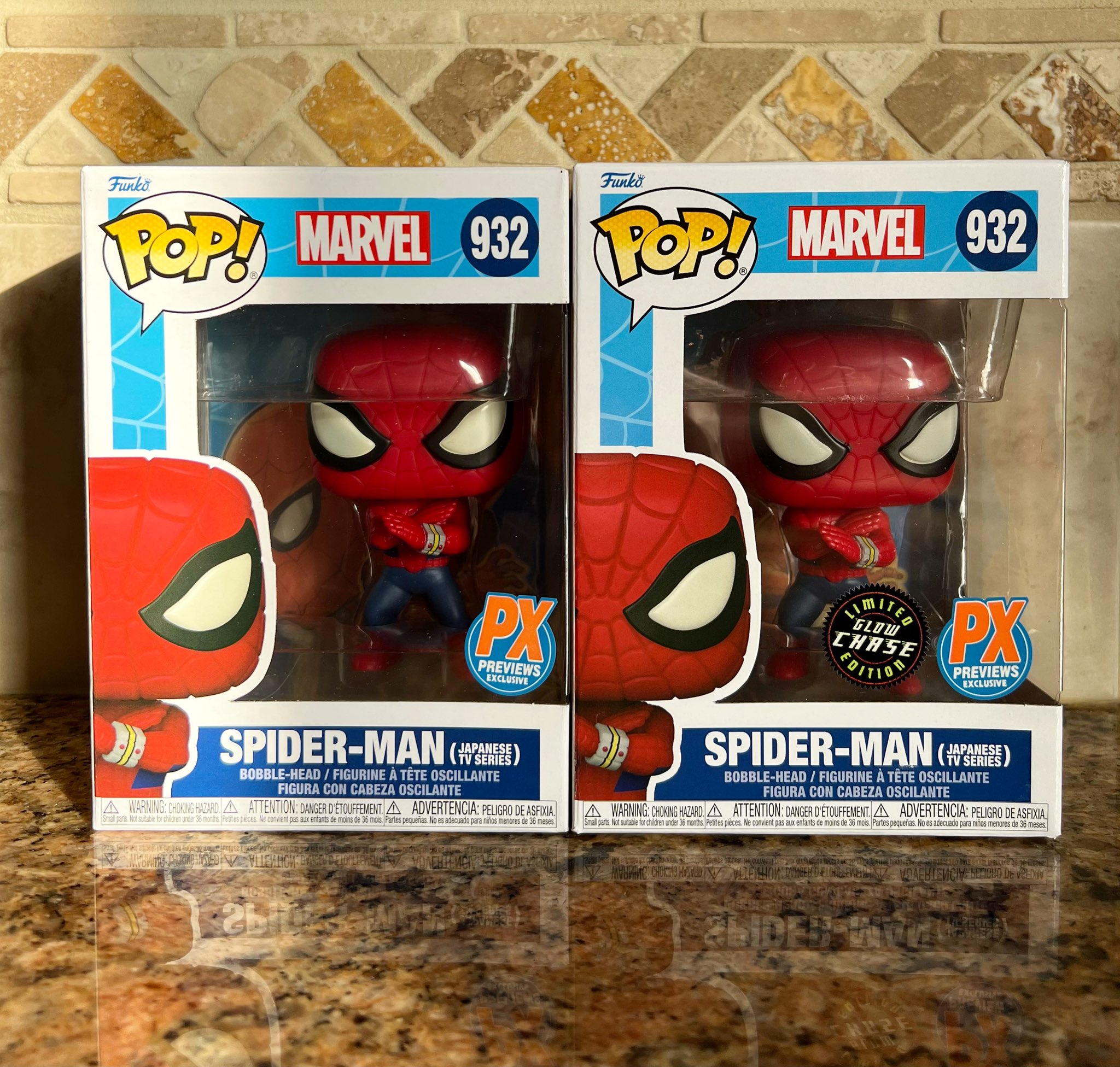 POP! Marvel: 932 Spider-Man (Japanese TV) (Glow Chase) Exclusive