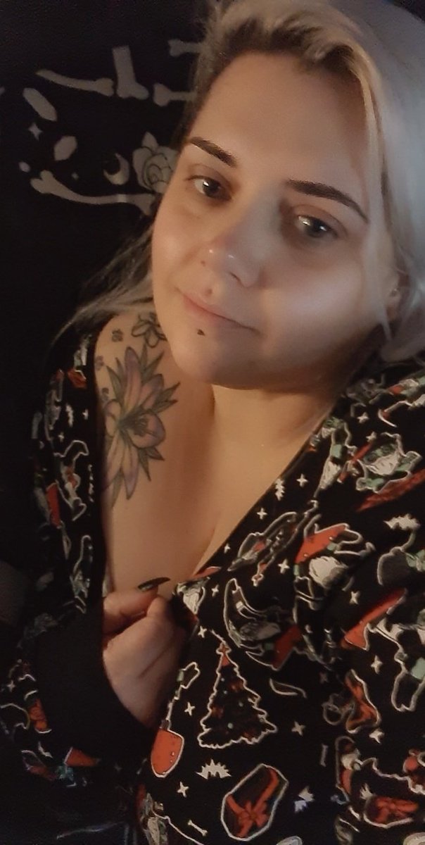 New sub funded killstar pj's!

Love them and even better when it's not my money hehe

Need another pair I think 

Who is going to treat me for my birthday I wonder 🤔