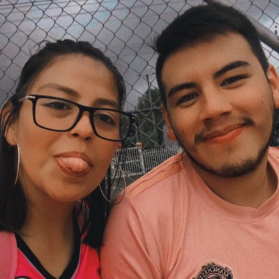 MicaelaGranda's tweet photo. #NuevaFotoDePerfil https://t.co/EVOER1iYkU