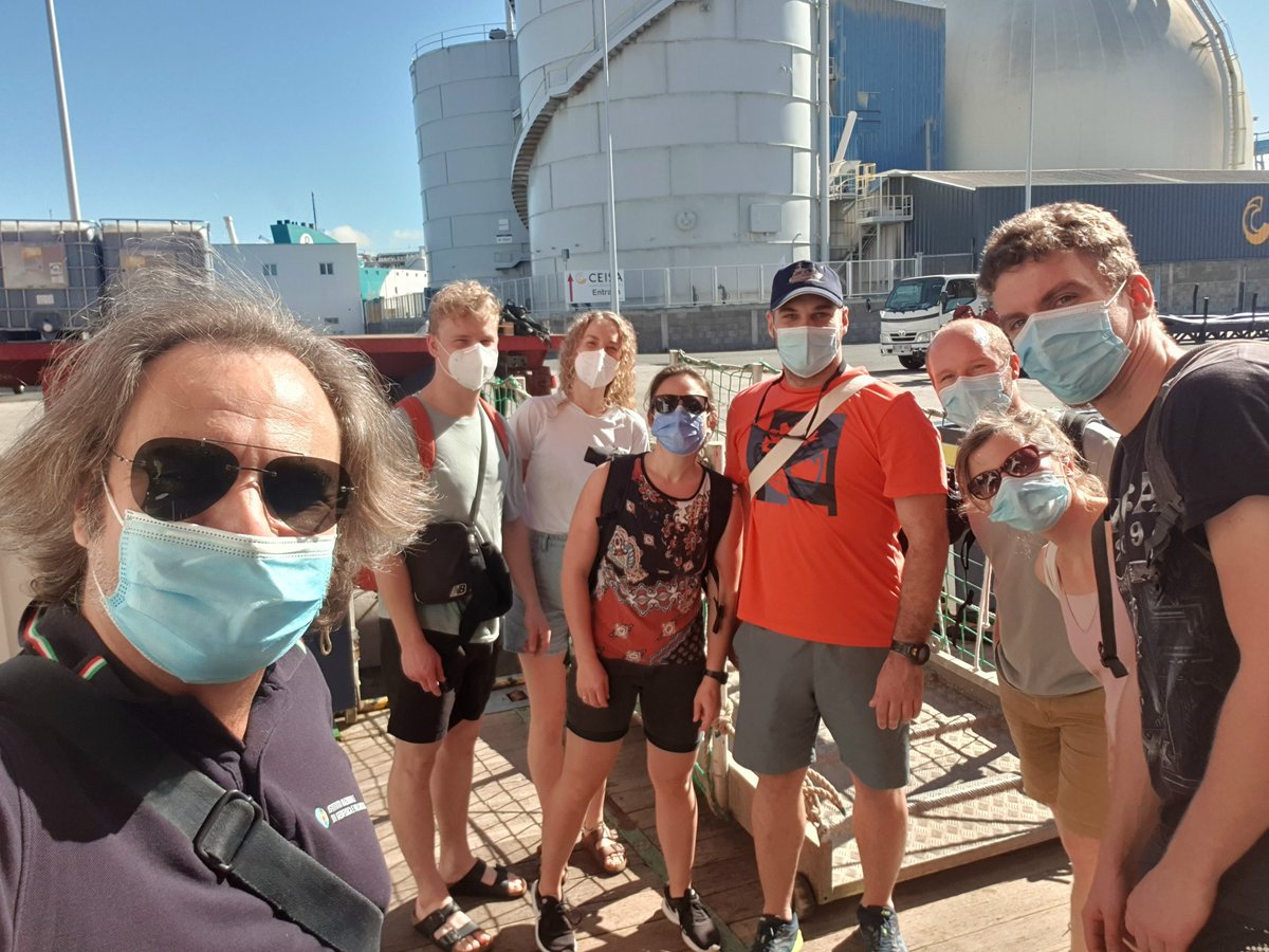 INGVvulcani's tweet photo. La campagna #M178 si è conclusa con l'approdo della #rvmeteor a Las Palmas. Tanti dati raccolti per un eccitante sviluppo della conoscenza nei prossimi mesi insieme a @oceanandsociety @geomar_kiel https://t.co/fRE8wqIHQ8