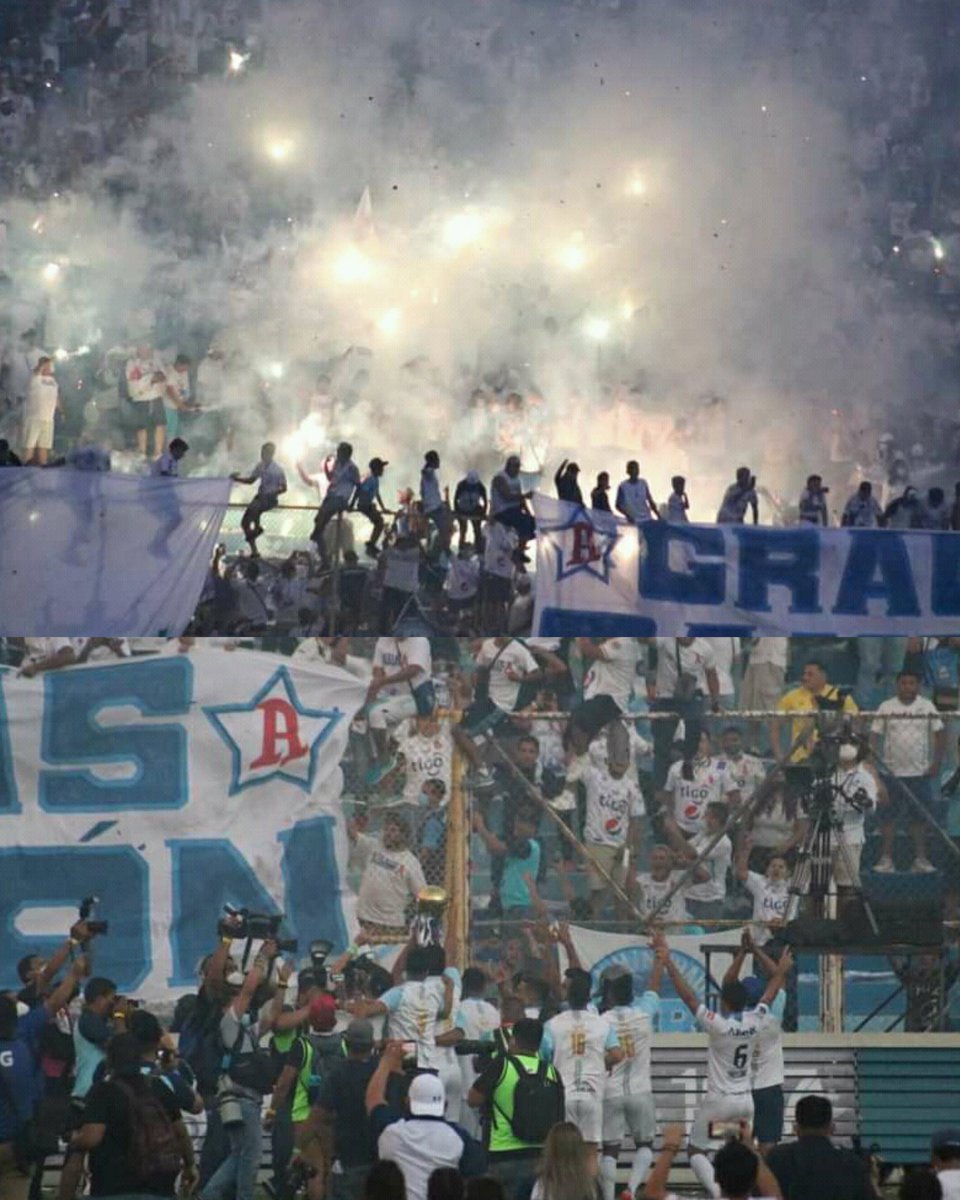 notialboes_afc's tweet photo. SENTIMIENTO ALBO
Gracias a las barras de Alianza FC, #ULTRA_BLANCA Y #LA96 en conjunto pusieron ese espectáculo en las gradas, ese apoyo importante👏 ESTO ES ALIANZA FC https://t.co/IJ8zxBhPf6