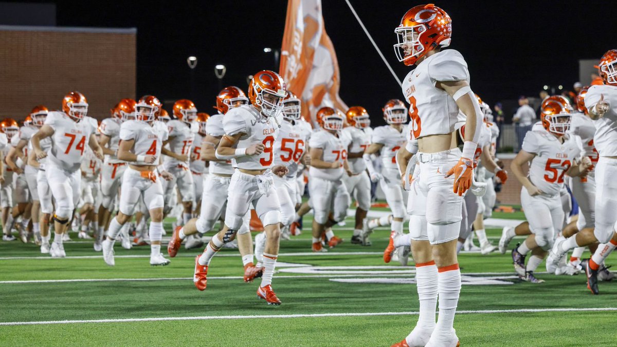 Final Dallas-area 4A/3A TXHSFB rankings 💥🏈👀

State contenders Melissa, Celina and Argyle lead our top 10! See the full rankings here 👉 buff.ly/3q8tNZs