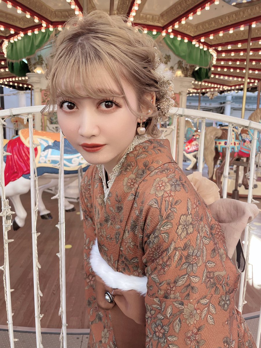 sena__momoka's tweet photo. お知らせ🩰🧴
#CHEERZ さんにて
ガーリーフォトブック『ihme』表紙掲載イベントに参加します♡

大好きで、いつになっても変わらず夢のファッションのお仕事なので頑張りたいです
モデルさんのももの姿も見てもらいたいです応援宜しくお願いします⸝⸝⸝

期間￤26日23:59迄
▹https://t.co/DrH81oGW4w https://t.co/WhzfMvem8a