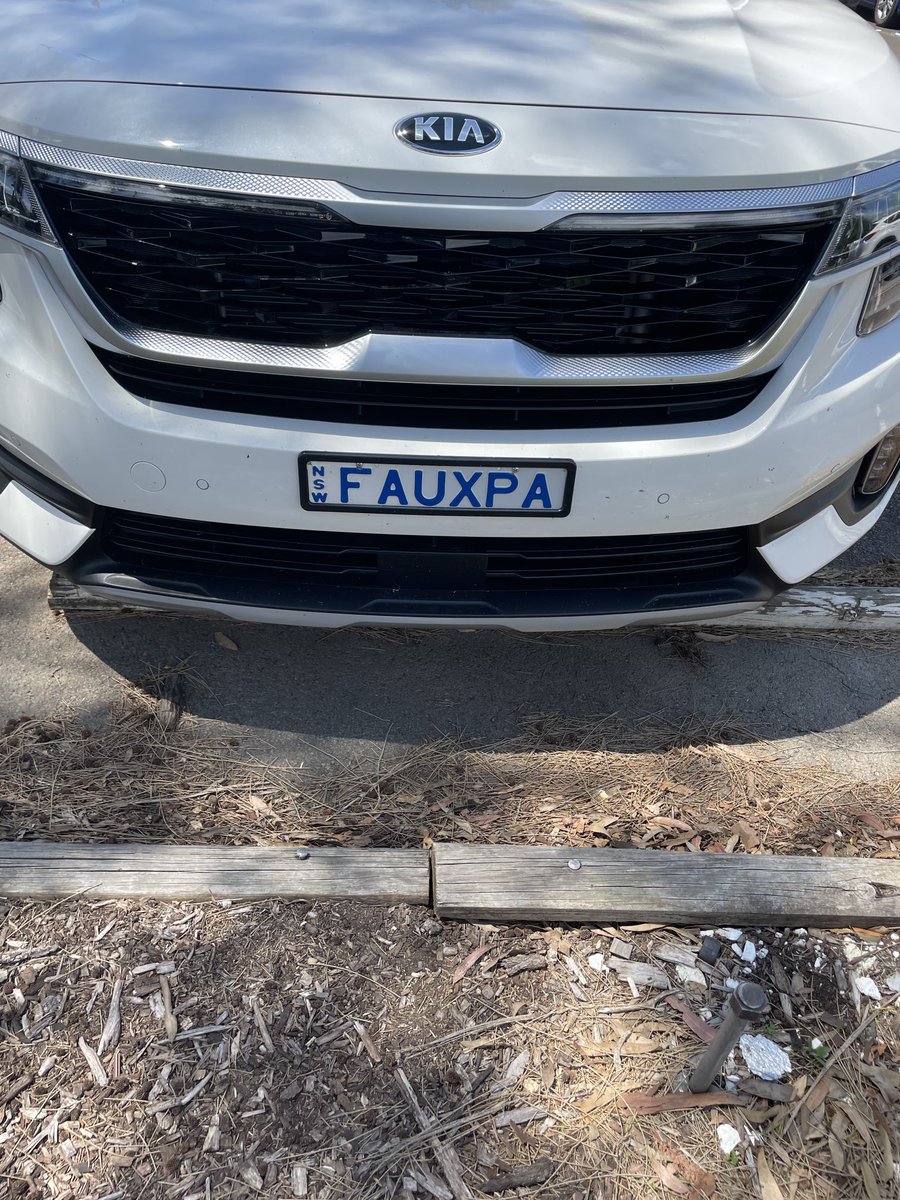 adambspencer's tweet photo. Yeah pay that
#GreatPlate https://t.co/zxme0AqA9a