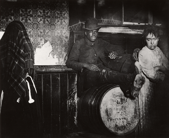 DrinkSolaPop's tweet image. Greenwich Village, Manhattan (1890s). Photographs taken at a "Black &amp;amp; tan" dive on Broome St and an industrial school on Beach St, on the border of the Black/Italian sections of Lower Manhattan. Photographed by Jacob Riis.