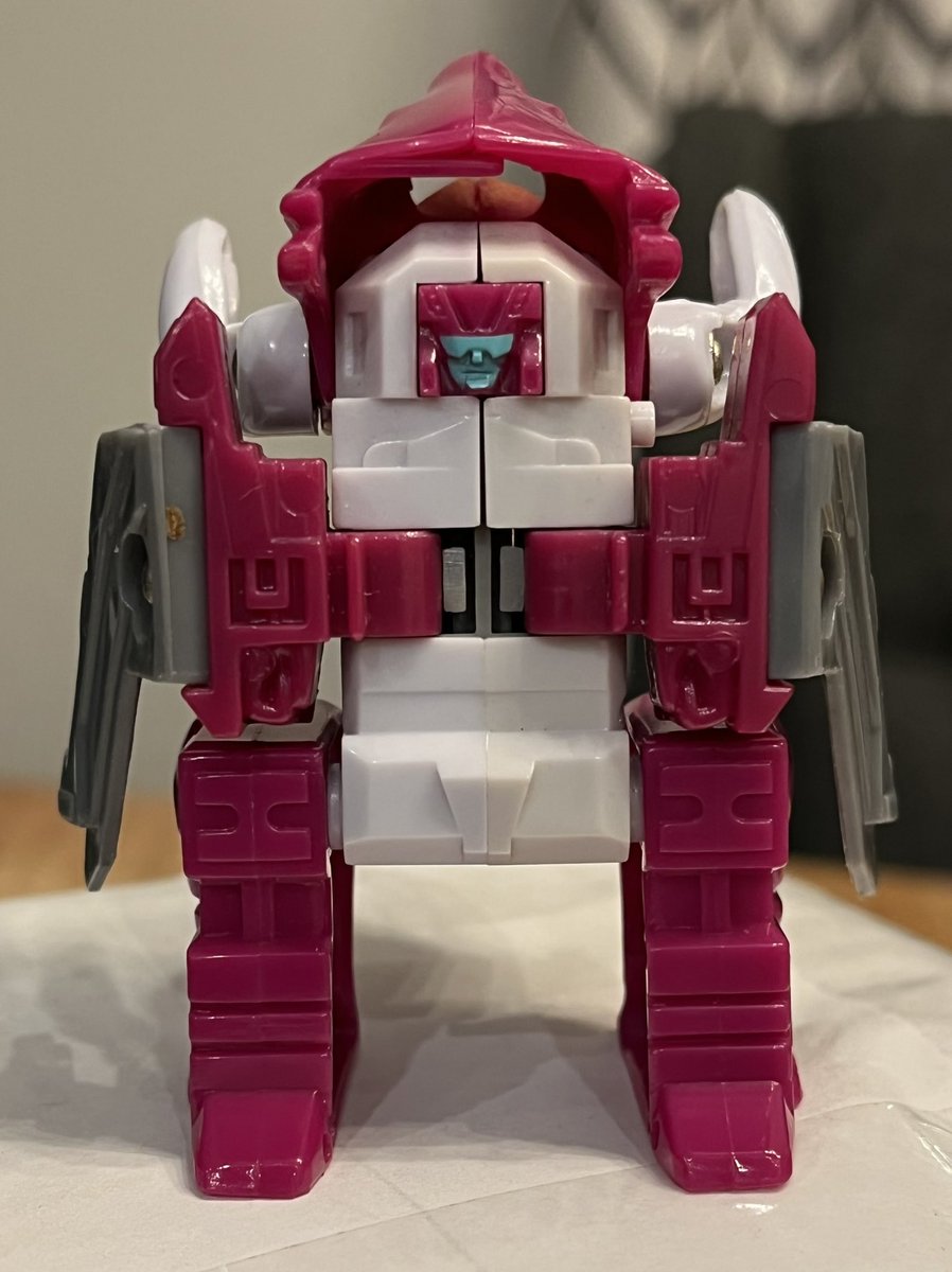 InfinityToyzOKC's tweet photo. My latest #G1 Transformers acquisition…1987 SPARKSTALKER! With him, I now have all 3 #Firecons ! @80sForNow @transformers @80sKid17 @vintagetoyrush @oldtoyshop @Charlton_Hero @landofthe80s @BlueHarvesttoys @80s_all #Decepticons #80sToys @Hasbro https://t.co/NhHthSfNi2