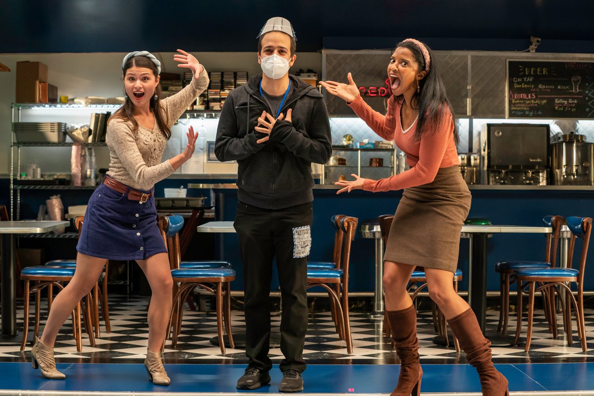 When Pippa & Renee showed up, a huge weight lifted. My friends were here & they came to play. I'll never be able to repay them for rallying the crew, lifting me up, & their kindness that day. Love you forever @Phillipasoo & @ReneeGoldsberry. -LMM #TickTickBoom #SundayDeepDive