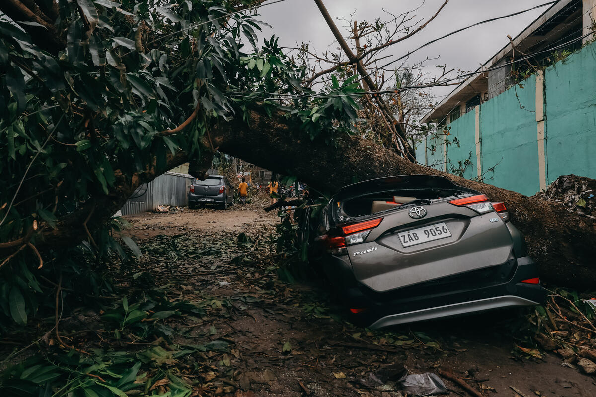 Greenpeace's tweet photo. Thousands of residents in Surigao City in the Philippines call for help as their basic human rights – food, water, shelter – are in scarce supply following Super Typhoon  #Rai and the worsening #ClimateCrisis.

📷: Jilson Tiu /Greenpeace https://t.co/A10lJFQzeg