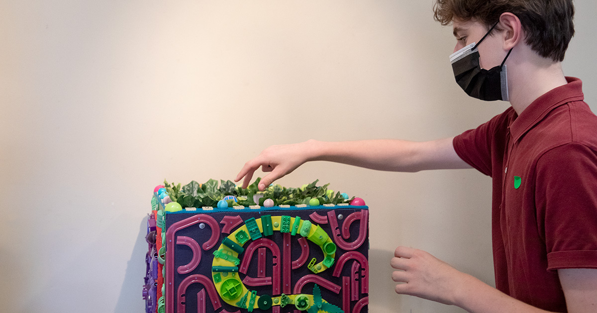 Can't see the Sustainable Waste 2 Art Prize (SWAP) exhibition in person? The exhibition will also be available online until 30 January! Don't forget to vote for your favourite artwork.
See the exhibition > bit.ly/3dgQKTQ